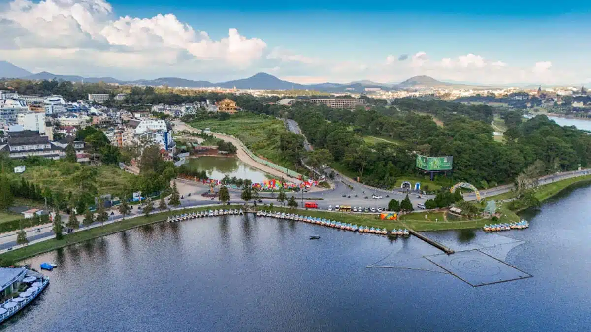 Nằm bên hồ Xuân Hương, dự án Haus Da Lat