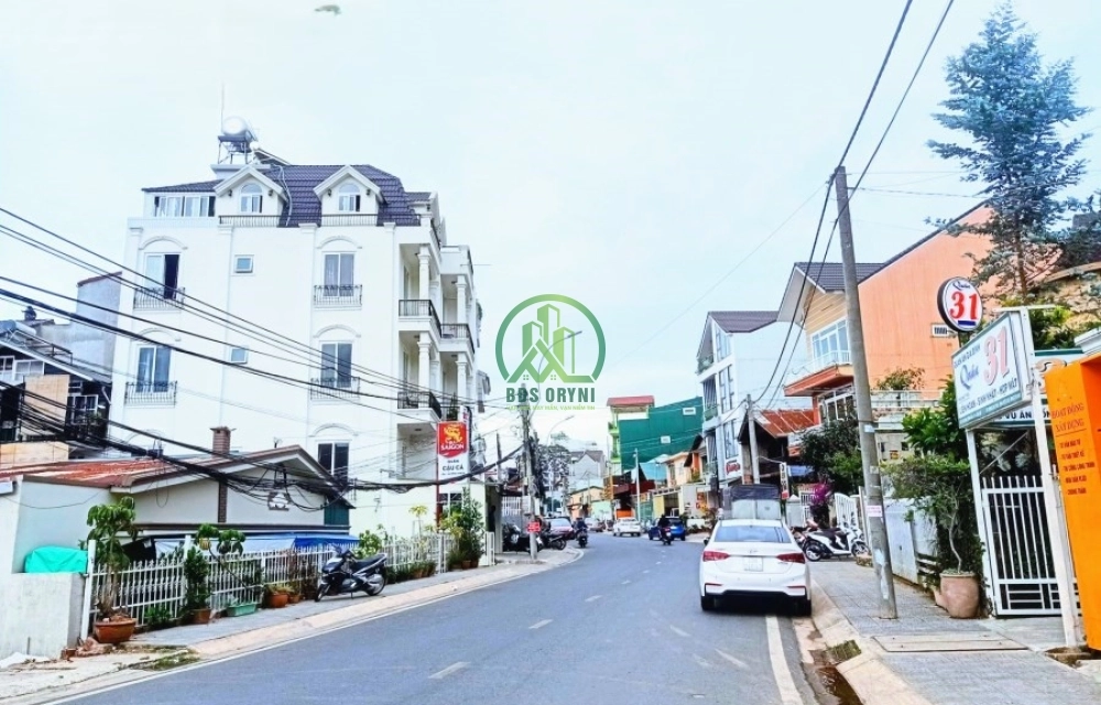 CẦN BÁN NHÀ ĐẸP ĐƯỜNG MẠC ĐĨNH CHI - P4 - ĐÀ LẠT