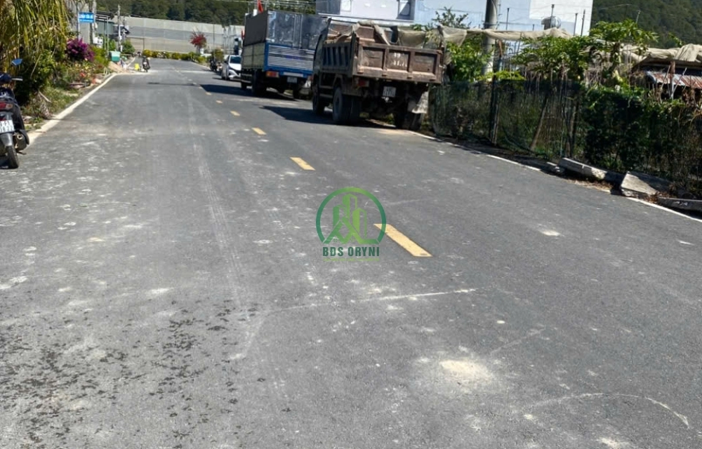 CẦN BÁN 2 LÔ LIỀN KỀ ĐƯỜNG LÊ VĂN TÁM, THẠNH MỸ- XÃ ĐƠN DƯƠNG