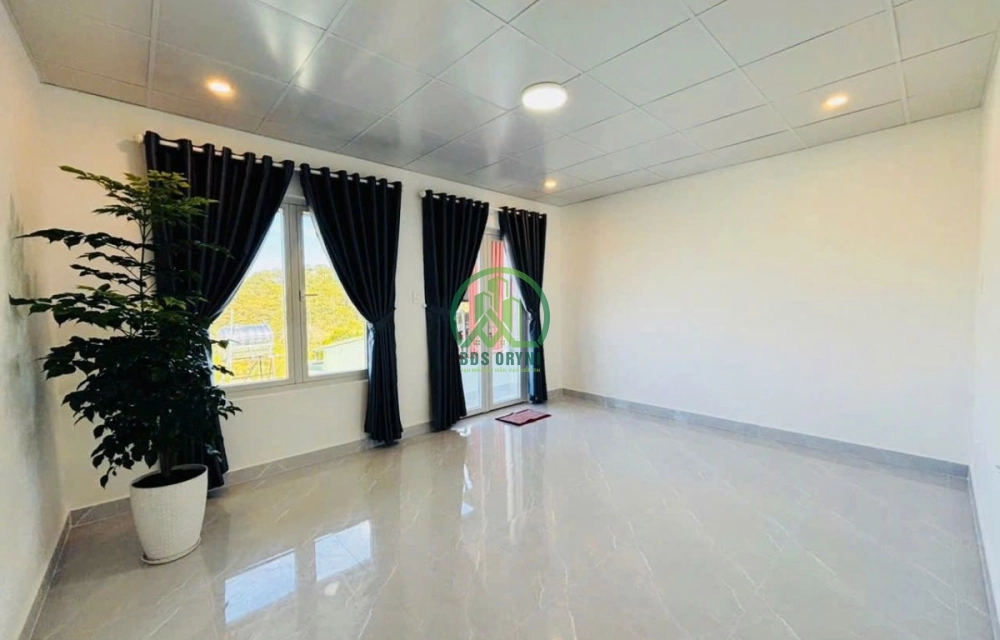 CẦN BÁN NHÀ MỚI ĐƯỜNG NGUYỄN SIÊU -P. LANGBIANG - ĐÀ LẠT (P7)