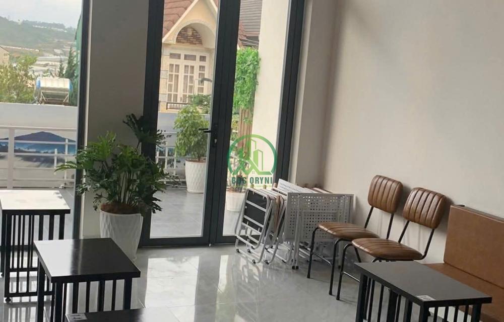 CẦN BÁN NHÀ MẶT TIỀN KINH DOANH ĐƯỜNG THỐNG NHẤT - P. LANGBIANG - LÂM ĐỒNG