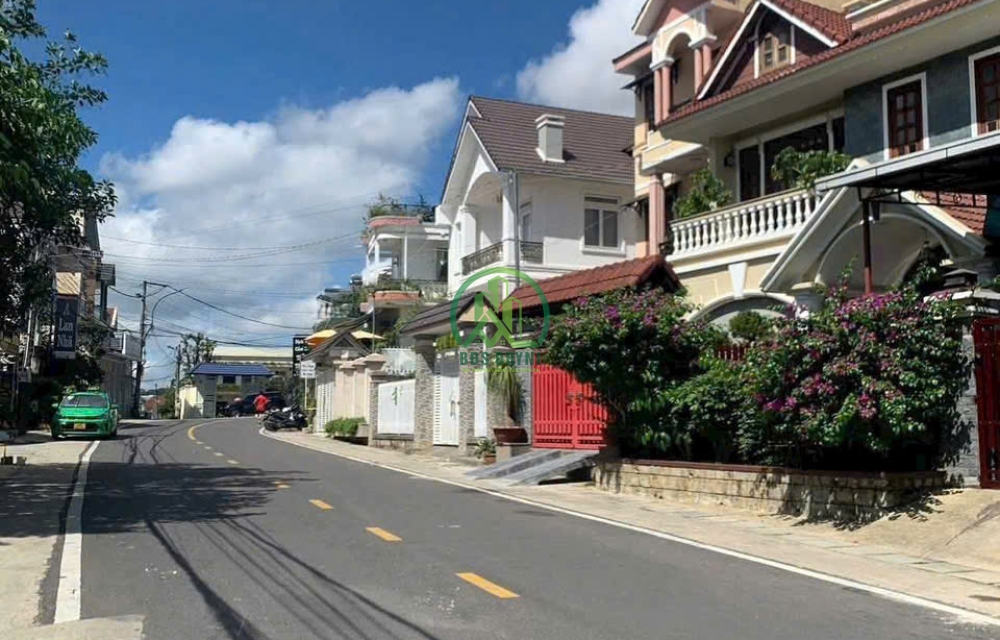 CẦN BÁN VILLA MẶT TIỀN ĐƯỜNG THI SÁCH - PHƯỜNG CAM LY - ĐÀ LẠT (P6)