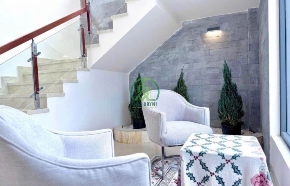 CẦN CHO THUÊ CĂN VILLA TRẠI MÁT - P. XUÂN TRƯỜNG - ĐÀ LẠT