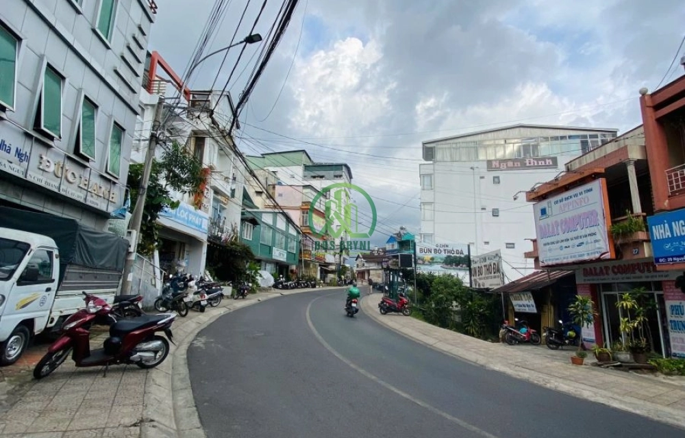 CẦN BÁN ĐẤT 2 MẶT TIỀN ĐƯỜNG NGUYỄN CHÍ THANH, P. XUÂN HƯƠNG - ĐÀ LẠT (P1)