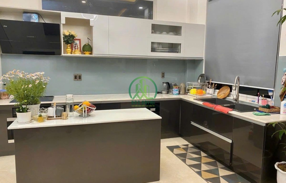 CẦN BÁN VILLA MẶT TIỀN ĐƯỜNG MẪU TÂM – P5, ĐÀ LẠT