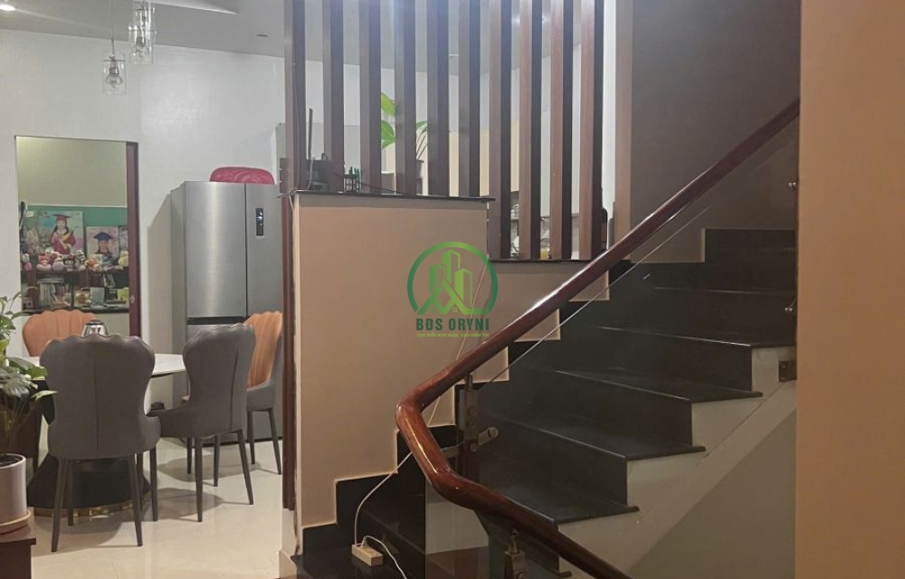 BÁN NHÀ MẶT TIỀN ĐƯỜNG LA SƠN PHU TỬ – 15 TỶ – 5 PHÒNG NGỦ – DÒNG TIỀN 20TR/THÁNG