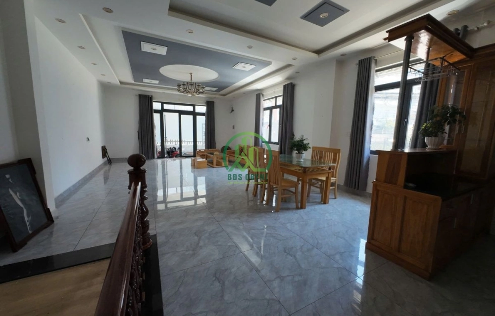 CẦN BÁN NHÀ 2 MẶT TIỀN LÔ GÓC TRUNG TÂM ĐÀ LẠT – CÁCH CHỢ NGÔ QUYỀN CHỈ 100M PHƯỜNG CAM LY-ĐÀ LẠT(P6)