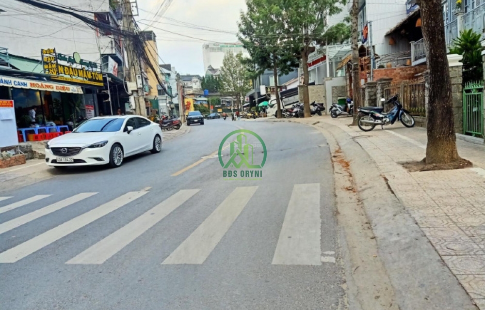 CẦN BÁN NHÀ HẺM ĐƯỜNG HOÀNG DIỆU- PHƯỜNG 5- ĐÀ LẠT