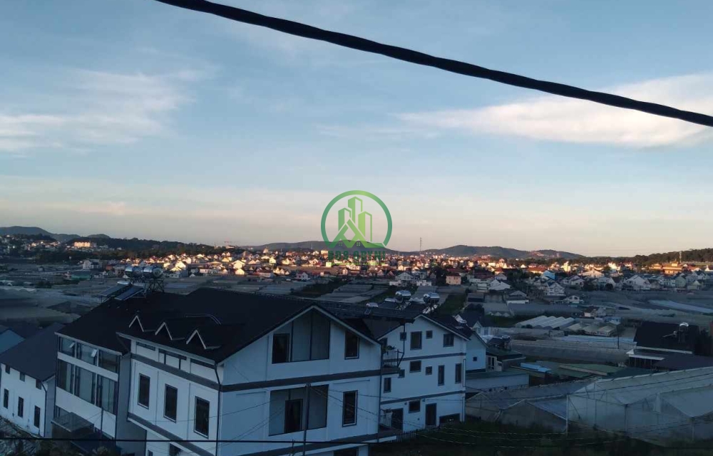 CẦN BÁN NHÀ ĐƯỜNG HẺM Ô TÔ THÁI PHIÊN- P12- ĐÀ LẠT
