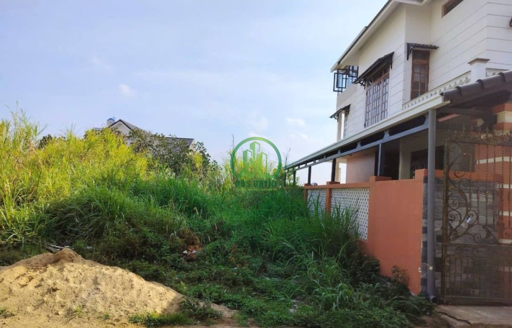 CẦN BÁN ĐẤT ĐƯỜNG NAM HỒ 340m2  P 11, ĐÀ LẠT giá 11 TỶ 