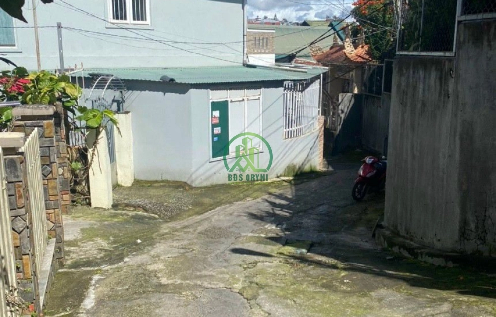 CẦN BÁN GẤP ĐẤT TẶNG NHÀ CẤP 4 ĐƯỜNG ĐÀO DUY TỪ - P4 - ĐÀ LẠT