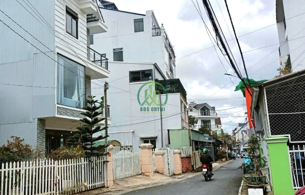 CẦN BÁN NHÀ ĐỒNG TÂM- ĐÀ LẠT