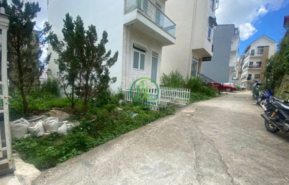 BÁN ĐẤT THÔNG THIÊN HỌC, P. XUÂN HƯƠNG - ĐÀ LẠT 