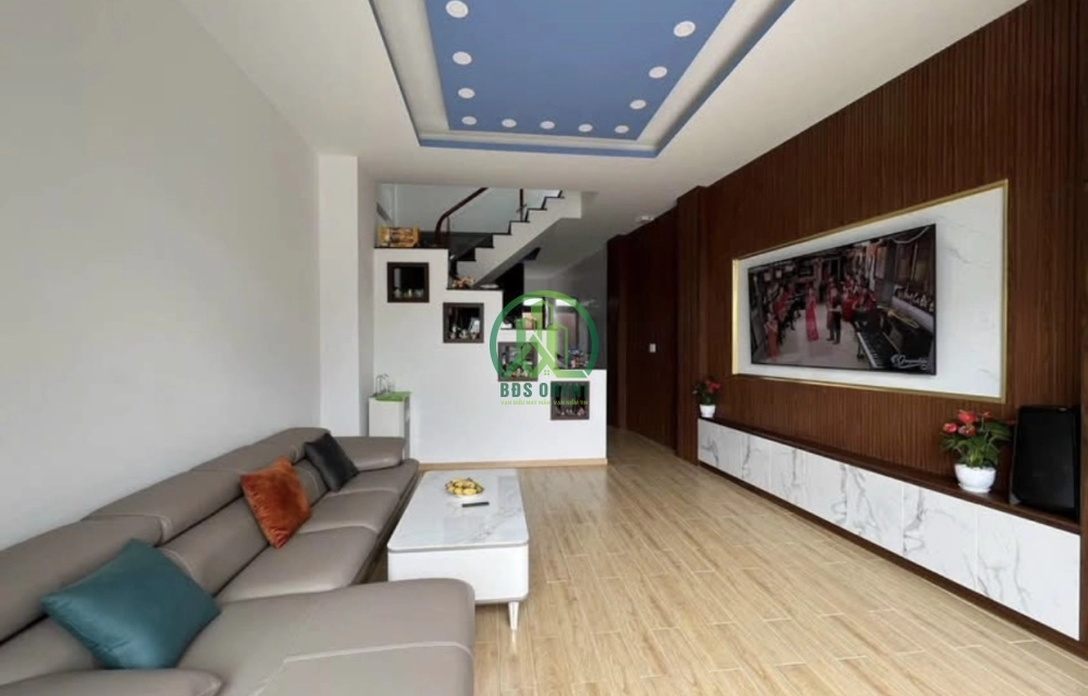 NHÀ MẶT TIỀN CỔ LOA, PHƯỜNG 2, ĐÀ LẠT Đã hoàn công - 9,9 Tỷ 
