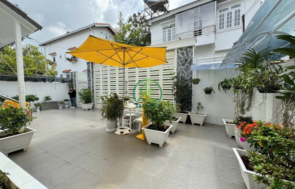 Bán Nhà Nhỏ Khu Villa Đường Cô Giang - Cô Bắc Đà Lạt Giá Chỉ 14 Tỷ