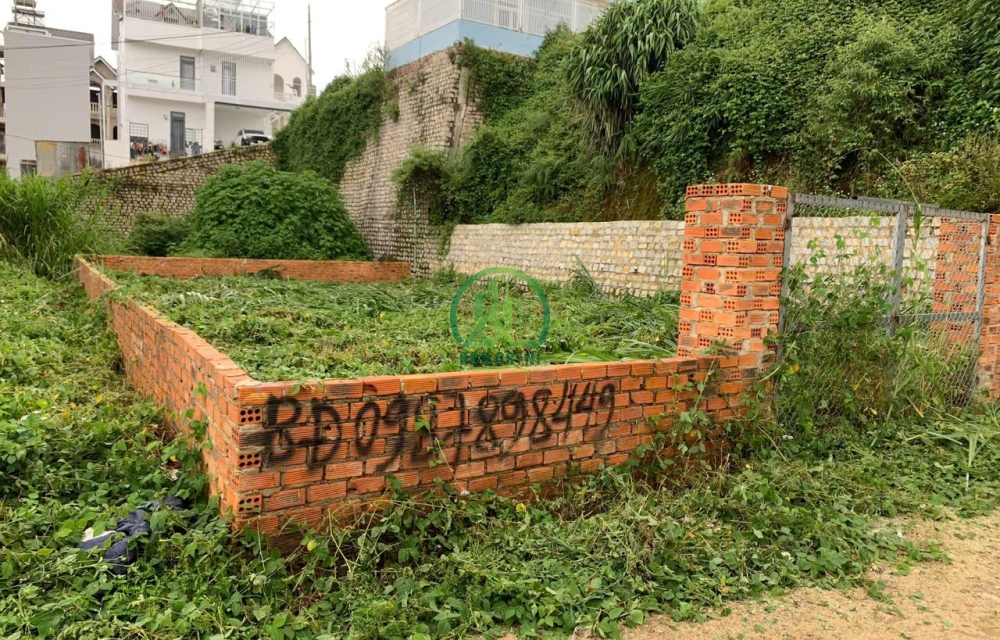 BÁN ĐẤT BIỆT THỰ GẦN TRUNG TÂM  VẠN THÀNH P5 