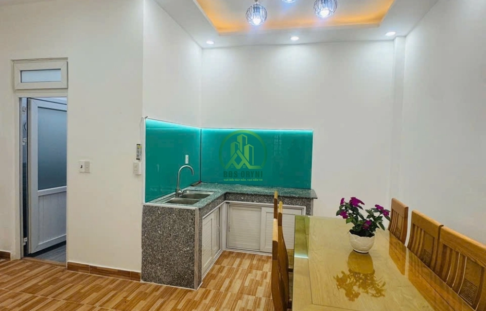 CẦN BÁN NHÀ XÂY KIÊN CỐ ĐƯỜNG HỒ XUÂN HƯƠNG, PHƯỜNG 9, TP. ĐÀ LẠT