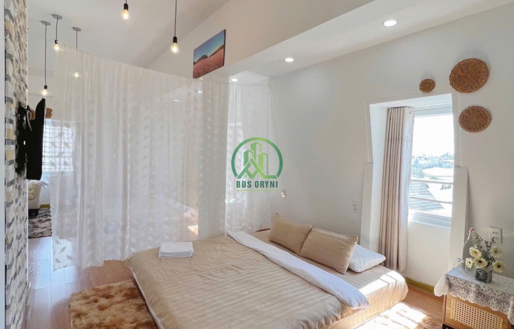 CẦN BÁN VILLA MỚI ĐẸP HẺM Ô TÔ GẦN KHU DU LỊCH TTC THUNG LŨNG TÌNH YÊU- P8- ĐÀ LẠT