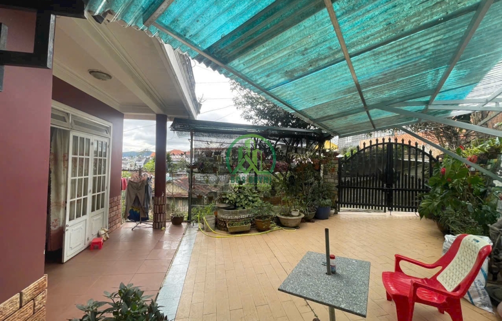 Nhà Nhỏ có Sân Vườn Đường Ba Tháng Tư, P.3, Đà Lạt - Giá Tốt 3,8 Tỷ 