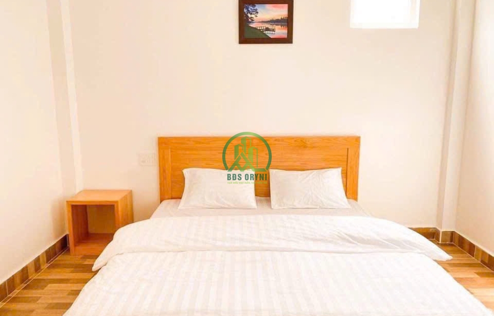 CHO THUÊ NHÀ NGUYÊN CĂN 4PN ĐƯỜNG NGÔ THÌ NHẬM, P4, ĐÀ LẠT - GIÁ 8tr/tháng