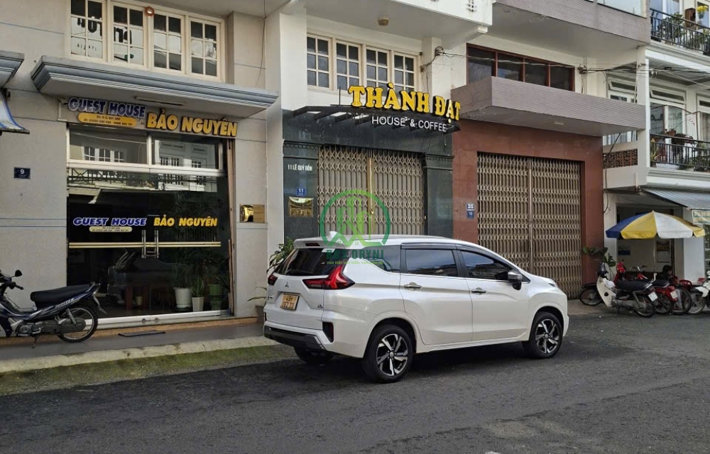 # BÁN NHÀ MẶT TIỀN  ĐƯỜNG LÊ QUÝ ĐÔN – TRUNG TÂM KINH DOANH SẦM UẤT - ĐÀ LẠT