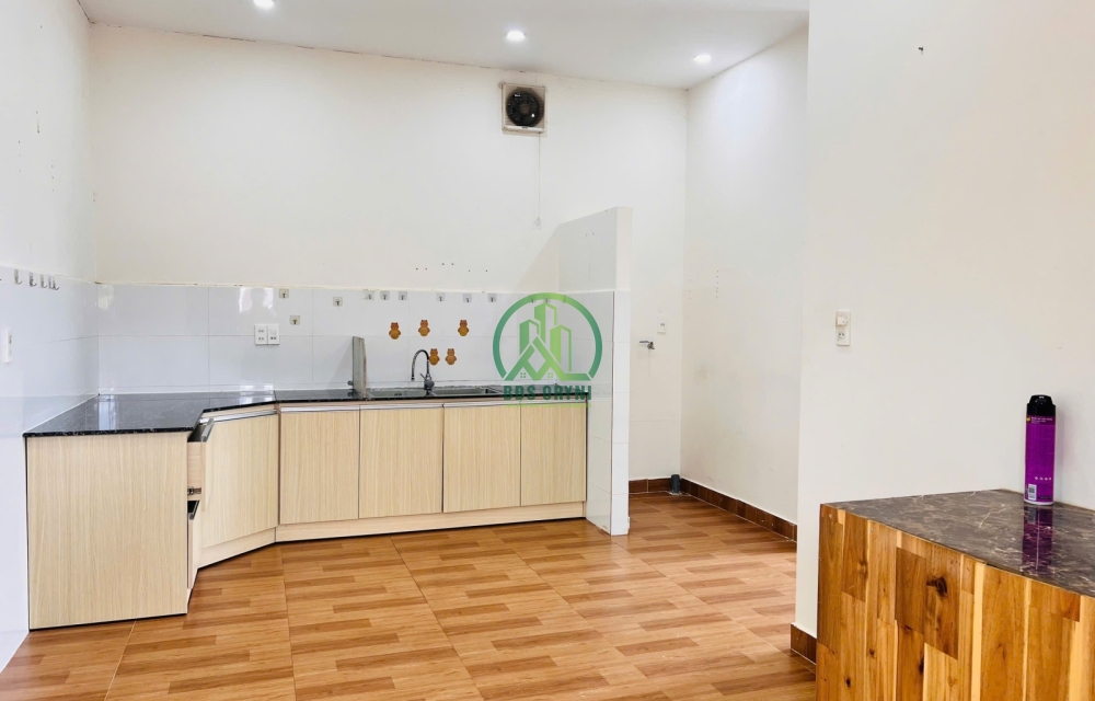 CẦN BÁN NHÀ MẶT TIỀN ĐƯỜNG NHỰA NGUYỄN HOÀNG- P7- ĐÀ LẠT