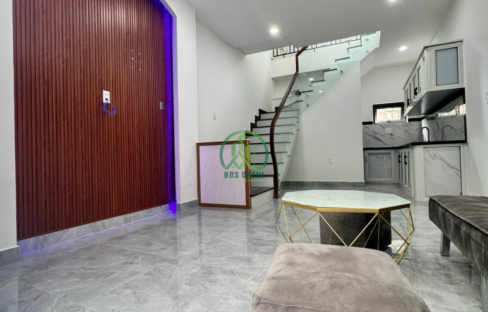 CẦN BÁN NHÀ ĐƯỜNG HẺM NGUYỄN SIÊU  