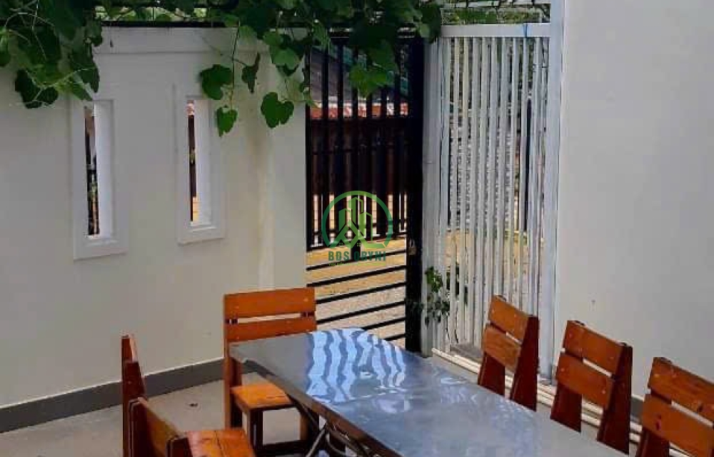 CẦN BÁN BIỆT THỰ MĂNG LIN- ĐÀ LẠT GIÁ GIẢM CÒN 5 TỶ 