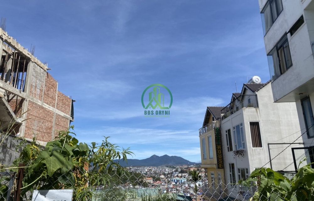 CẦN BÁN ĐẤT ĐƯỜNG LÊ HỒNG PHONG- P4- ĐÀ LẠT