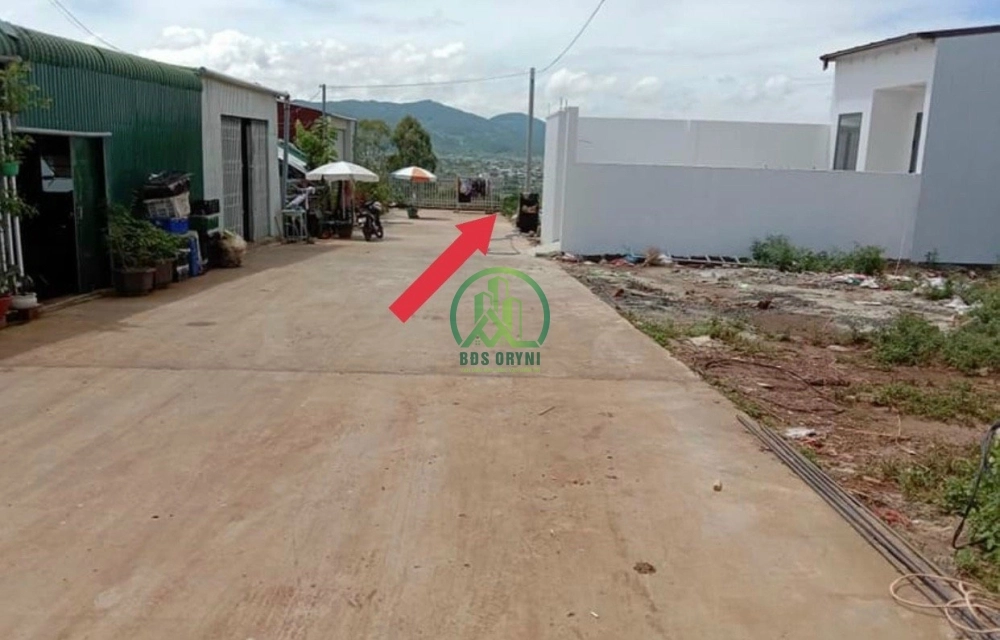 CẦN BÁN GẤP 2 LÔ ĐẤT LIỀN KỀ ĐƯỜNG PHÙ ĐỔNG THIÊN VƯƠNG- LIÊN NGHĨA- ĐỨC TRỌNG 