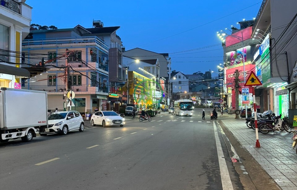 NHÀ ĐẤT 2 MẶT TIỀN ĐƯỜNG PHAN ĐÌNH PHÙNG- P2