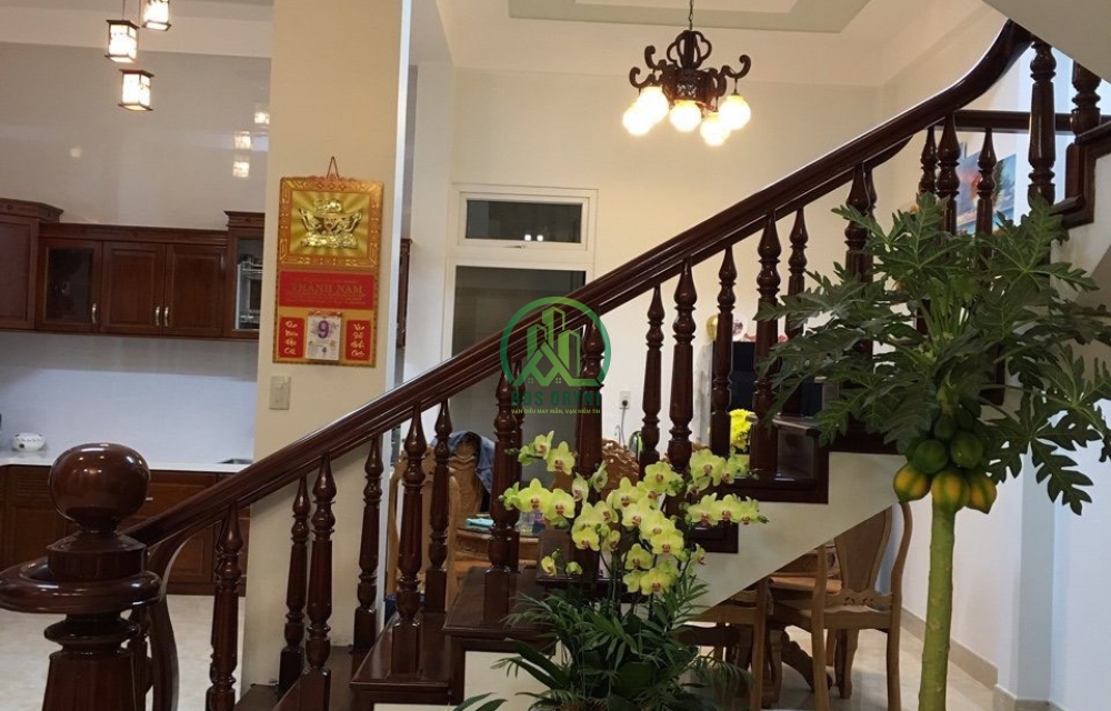 CẦN BÁN BIỆT THỰ ĐƯỜNG HỒ XUÂN HƯƠNG, PHƯỜNG 9, TP. ĐÀ LẠT