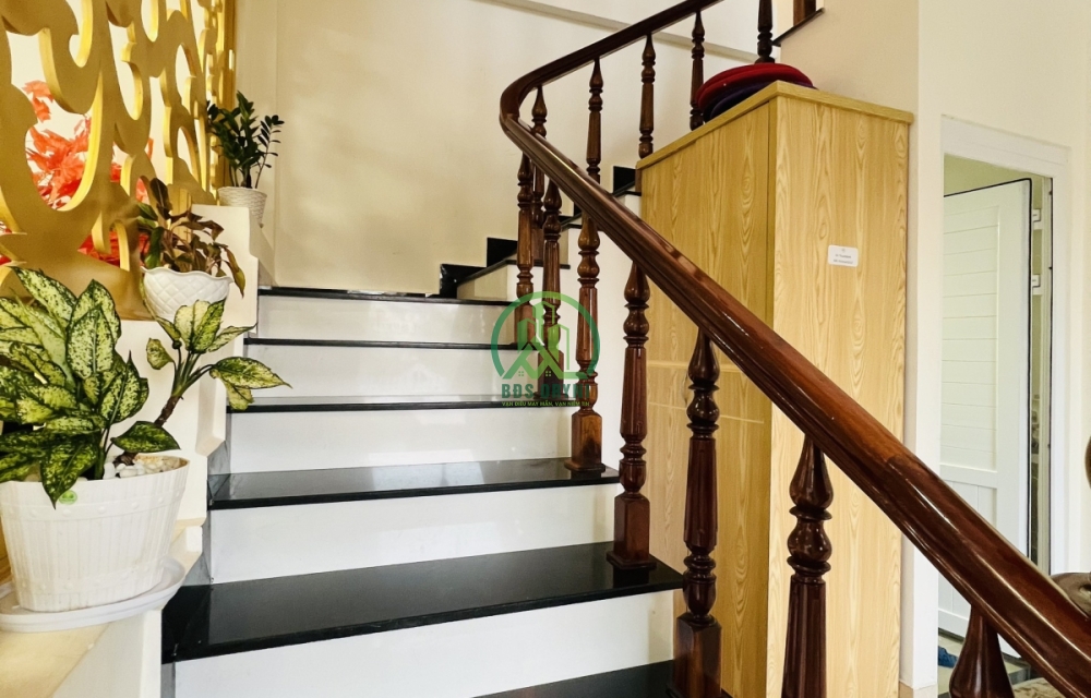 BÁN BIỆT THỰHÙNG VƯƠNG P9.ĐÀ LẠT.LÂM ĐỒNG GIÁ 10,6 TỶ 