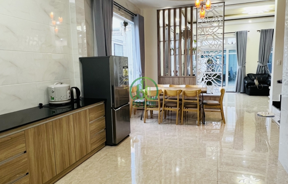 BÁN BIỆT THỰHÙNG VƯƠNG P9.ĐÀ LẠT.LÂM ĐỒNG GIÁ 10,6 TỶ 