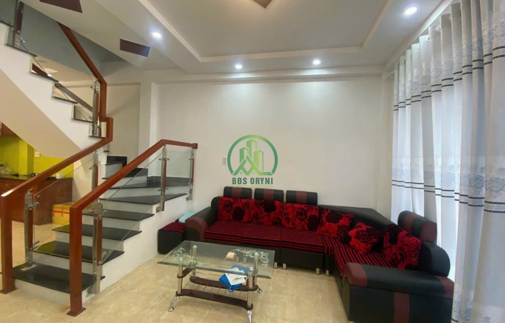 CẦN BÁN CĂN NHÀ 4 PHÒNG NGỦ ĐƯỜNG Ô TÔ HẺM MÊ LINH, PHƯỜNG 9, ĐÀ LẠT