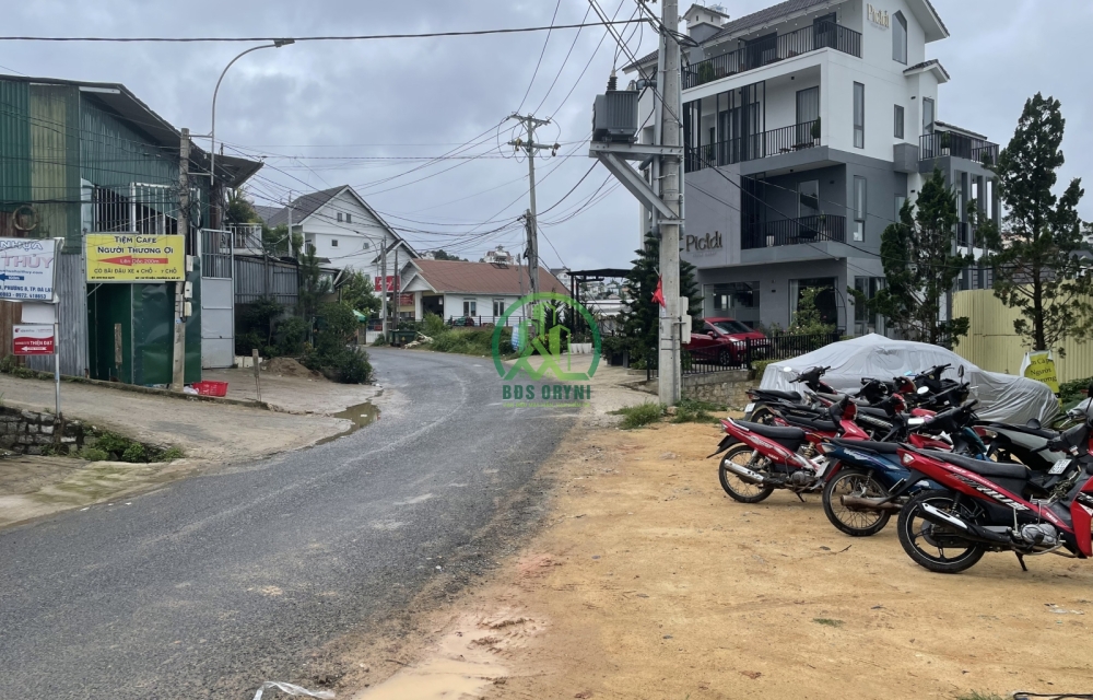 ĐẤT 2 MẶT TIỀN ĐƯỜNG TÔ HIỆU- P8- ĐÀ LẠT 