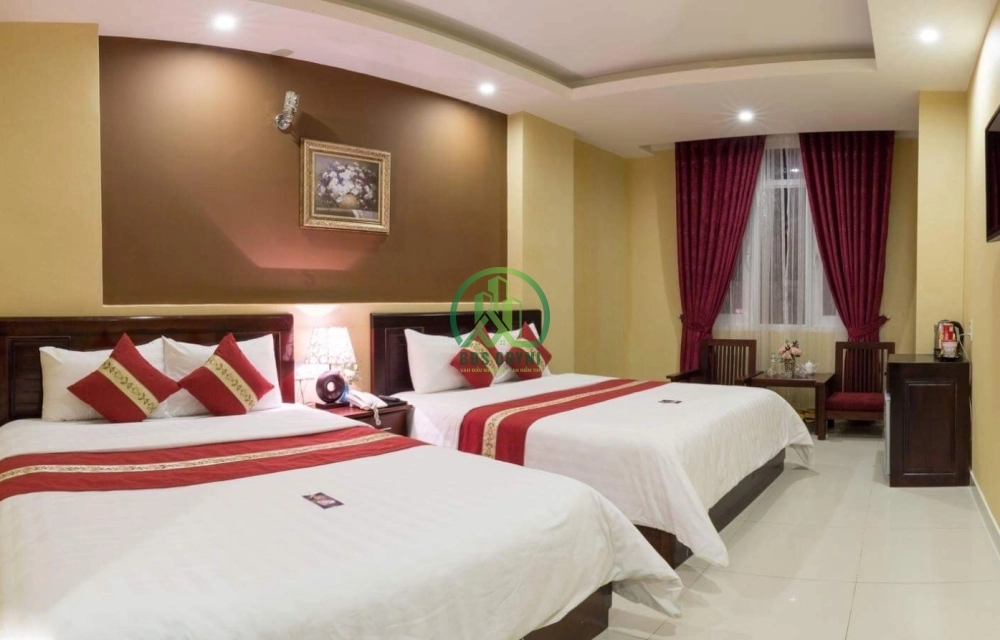 CẦN BÁN KHÁCH SẠN MẶT TIỀN ĐƯỜNG NAM KỲ KHỞI NGHĨA- P1- ĐÀ LẠT