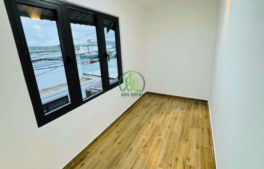 CẦN BÁN NHÀ MỚI HOÀN THIỆN HẺM Ô TÔ ĐƯỜNG MAI XUÂN THƯỞNG- P8- ĐÀ LẠT