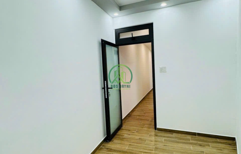 CẦN BÁN NHÀ MỚI HOÀN THIỆN HẺM Ô TÔ ĐƯỜNG MAI XUÂN THƯỞNG- P8- ĐÀ LẠT