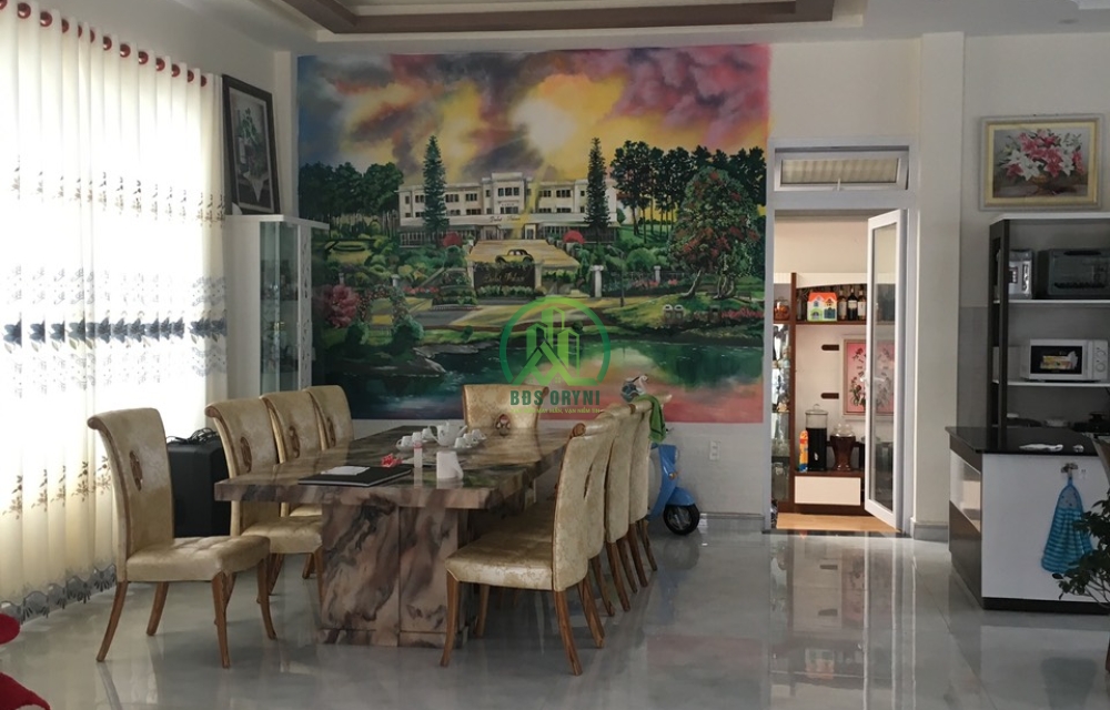 CẦN BÁN BIỆT THỰ MẶT TIỀN ĐƯỜNG CAO THẮNG- P7- ĐÀ LẠT