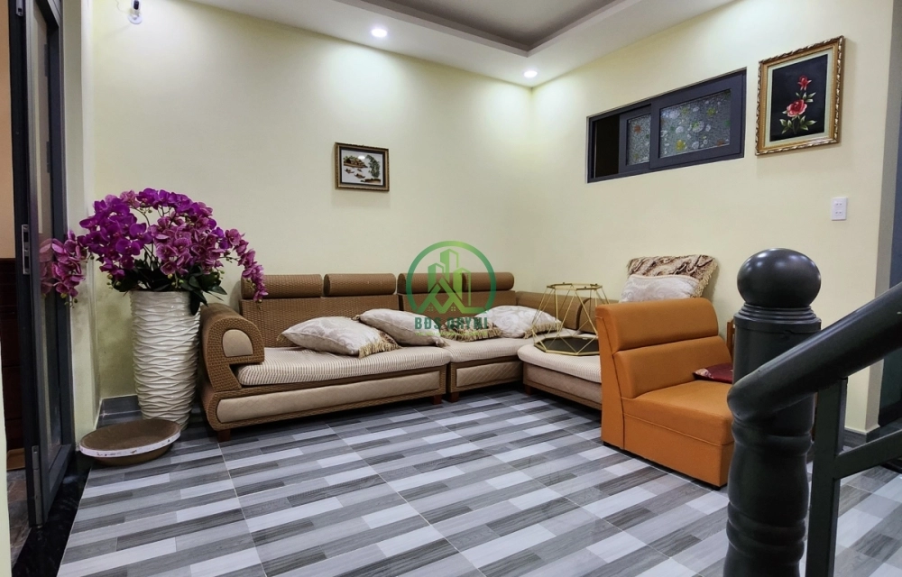 CẦN BÁN NHÀ ĐƯỜNG LỮ GIA- P9- ĐÀ LẠT