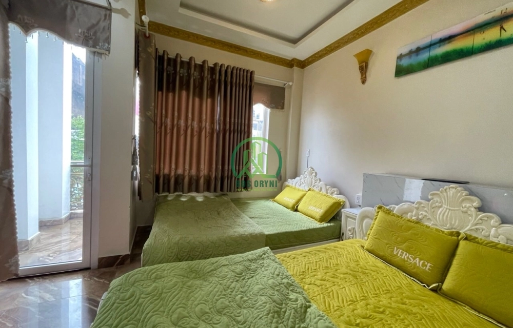KHÁCH SẠN MẶT TIỀN ĐƯỜNG- P6- ĐÀ LẠT 