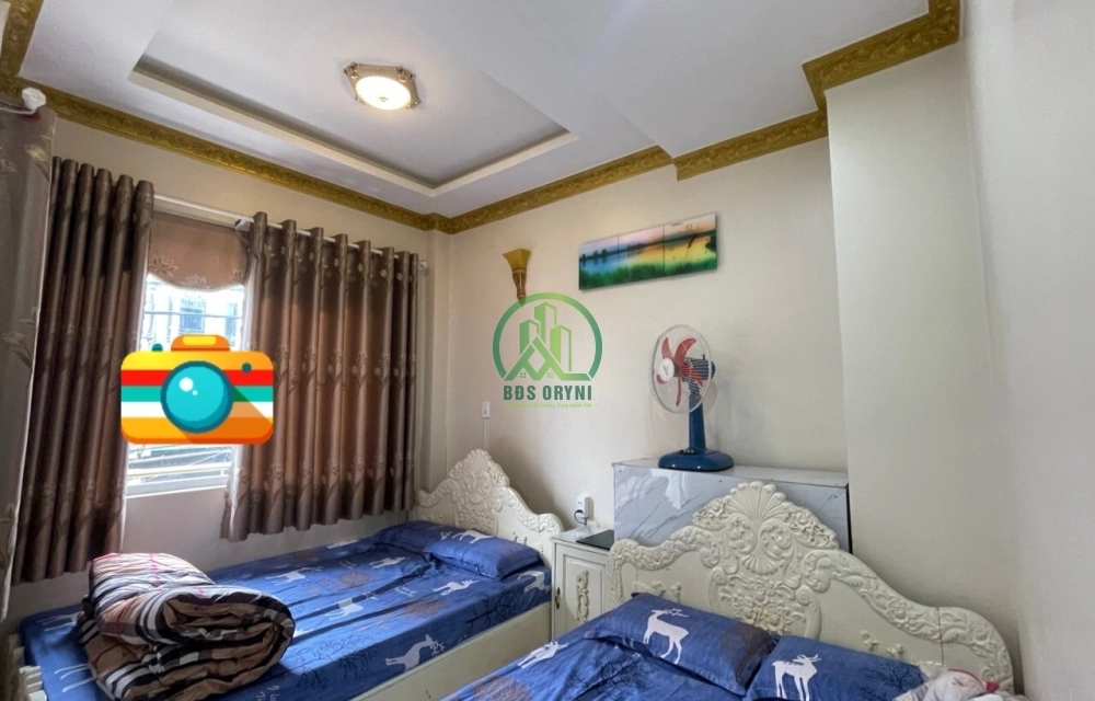 KHÁCH SẠN MẶT TIỀN ĐƯỜNG- P6- ĐÀ LẠT 