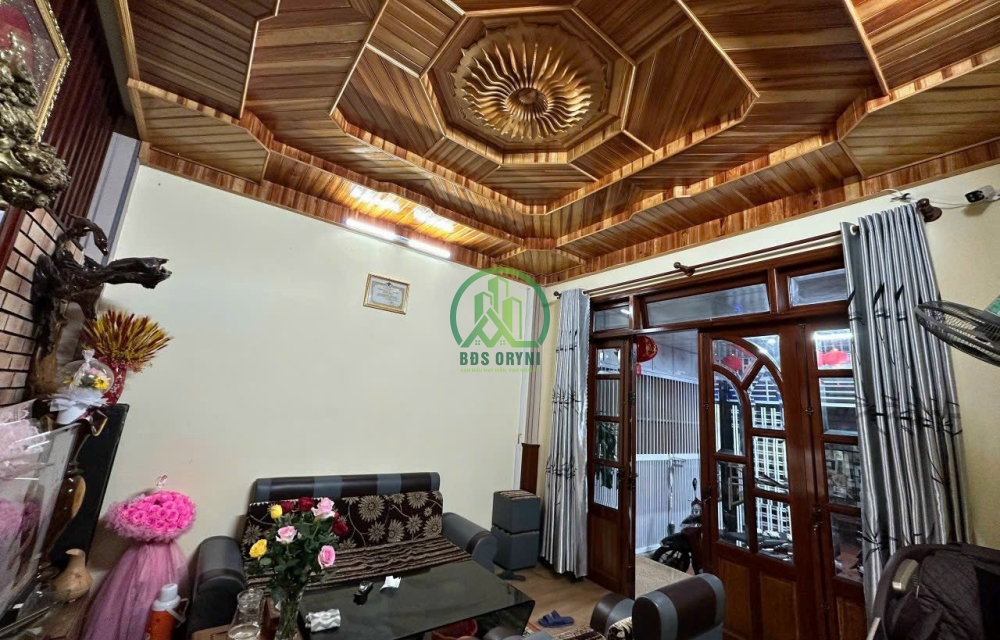 CẦN BÁN NHÀ ĐƯỜNG HẺM LÊ HỒNG PHONG- P4- ĐÀ LẠT 