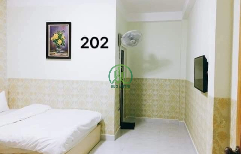 CẦN BÁN KHÁCH SẠN ĐƯỜNG HẺM LÊ HỒNG PHONG- P4- ĐÀ LẠT