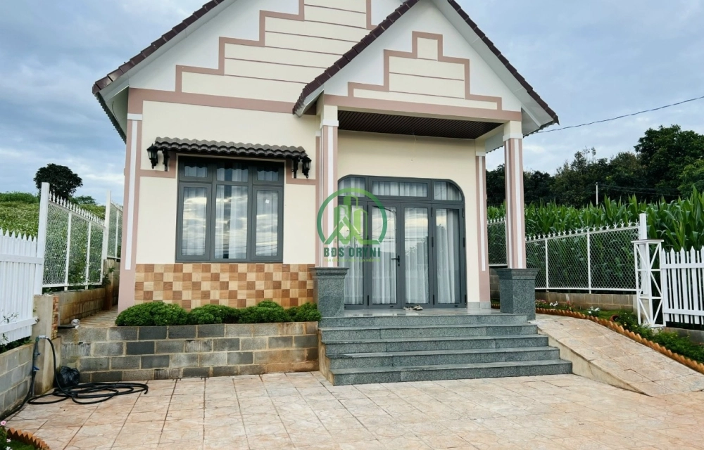 CẦN BÁN NHÀ SÂN VƯỜN NAM HÀ- LÂM HÀ 