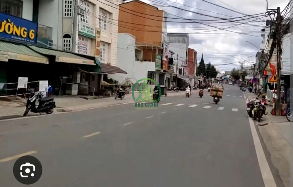 CẦN BÁN NHÀ MẶT TIỀN CHÍNH ĐƯỜNG LA SƠN PHU TỬ - P6 - ĐÀ LẠT
