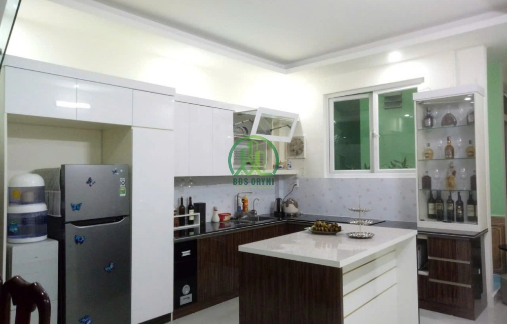 CẦN BÁN NHÀ HAI MẶT HẺM NHỰA P6, ĐÀ LẠT