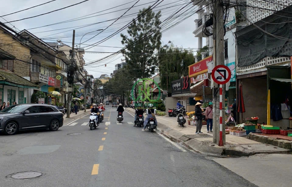CẦN BÁN NHÀ ĐẤT MẶT TIỀN ĐƯỜNG HOÀNG DIỆU, P5, ĐÀ LẠT