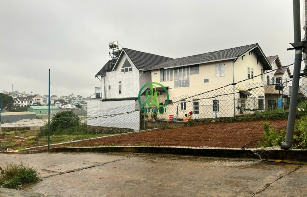 CẦN BÁN ĐẤT ĐƯỜNG VẠN HẠNH, PHƯỜNG 8, TP. ĐÀ LẠT